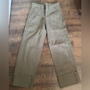 American Eagle Outfitters Olive Chinos